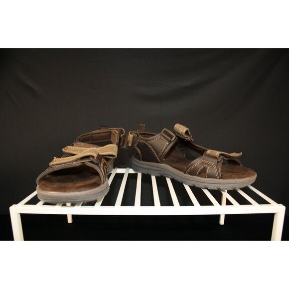 Ozark Trails Men's size 9 Sandals - Picture 2 of 9